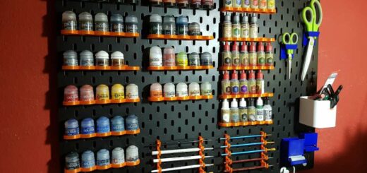 Ikea Skadis Pegboard plus 3D Druck 3 Skadis Pegboard mit Citadel und Army Painter Farben