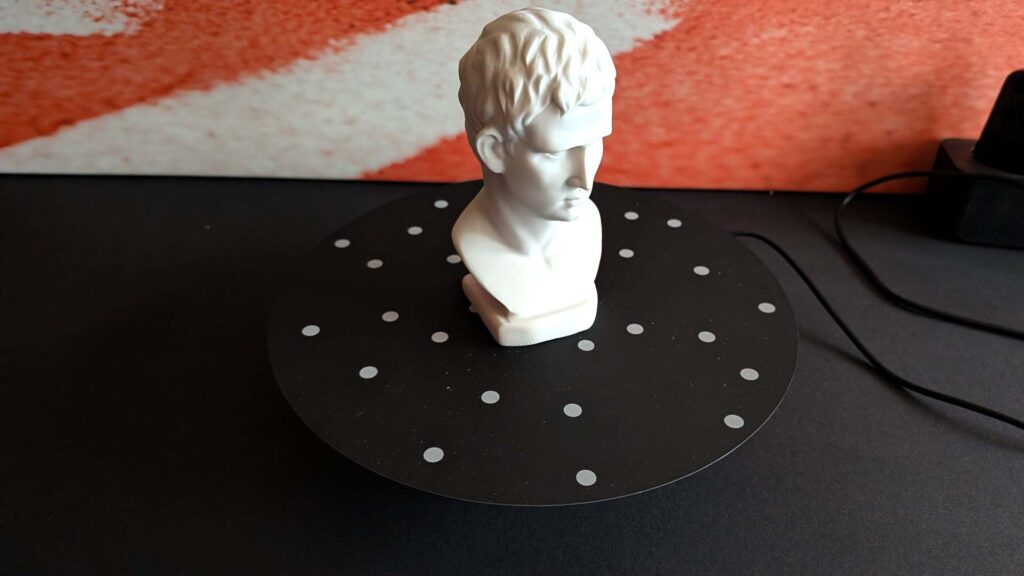 Die beim Miraco Plus enthalte Büste! Es empiehlt sich diese zuerst zu scannen um ein Gefühl für den 3D Scanner zu erhalten